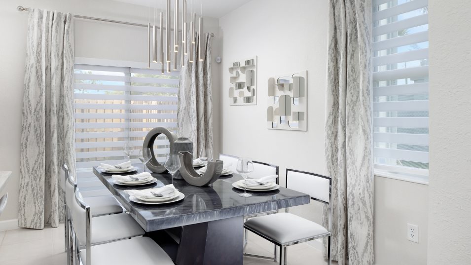 Bandol interior