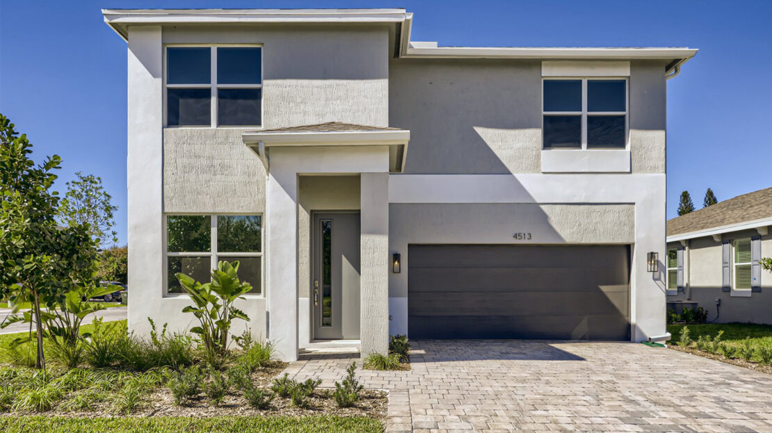Hunters Manor Single family